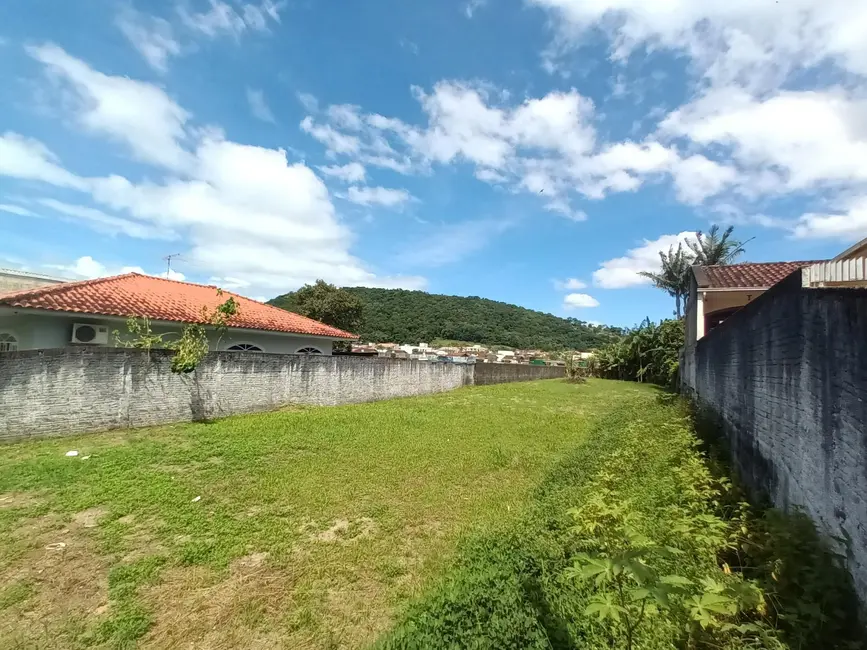 Terreno / Lote à venda, 660m2 em Fundos, Biguacu - SC - imagem 4 Foto 4 de Terreno / Lote à venda, 660m2 em Fundos, Biguacu - SC