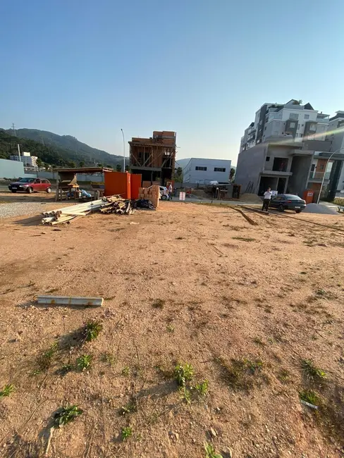 Terreno / Lote à venda, 150m2 em Beira Rio, Biguacu - SC - imagem 8 Foto 8 de Terreno / Lote à venda, 150m2 em Beira Rio, Biguacu - SC