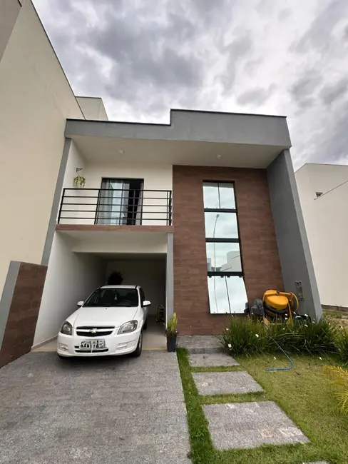 Casa com 3 quartos à venda, 151m2 em Beira Rio, Biguacu - SC - imagem 1 Foto 1 de Casa com 3 quartos à venda, 151m2 em Beira Rio, Biguacu - SC