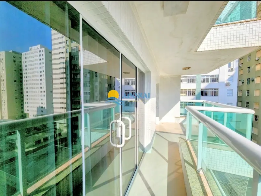 Foto 1 de Apartamento com 3 quartos à venda, 145m2 em Pitangueiras, Guaruja - SP