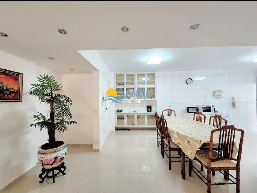 Apartamento com 3 quartos à venda, 145m2 em Pitangueiras, Guaruja - SP - imagem 8 Foto 8 de Apartamento com 3 quartos à venda, 145m2 em Pitangueiras, Guaruja - SP