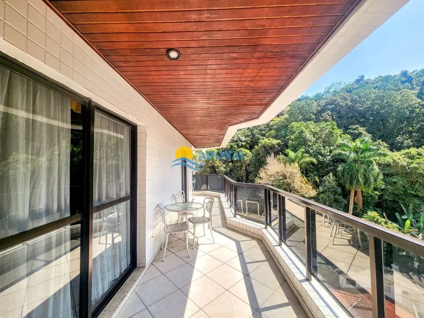 Foto 2 de Apartamento com 4 quartos à venda, 160m2 em Pitangueiras, Guaruja - SP