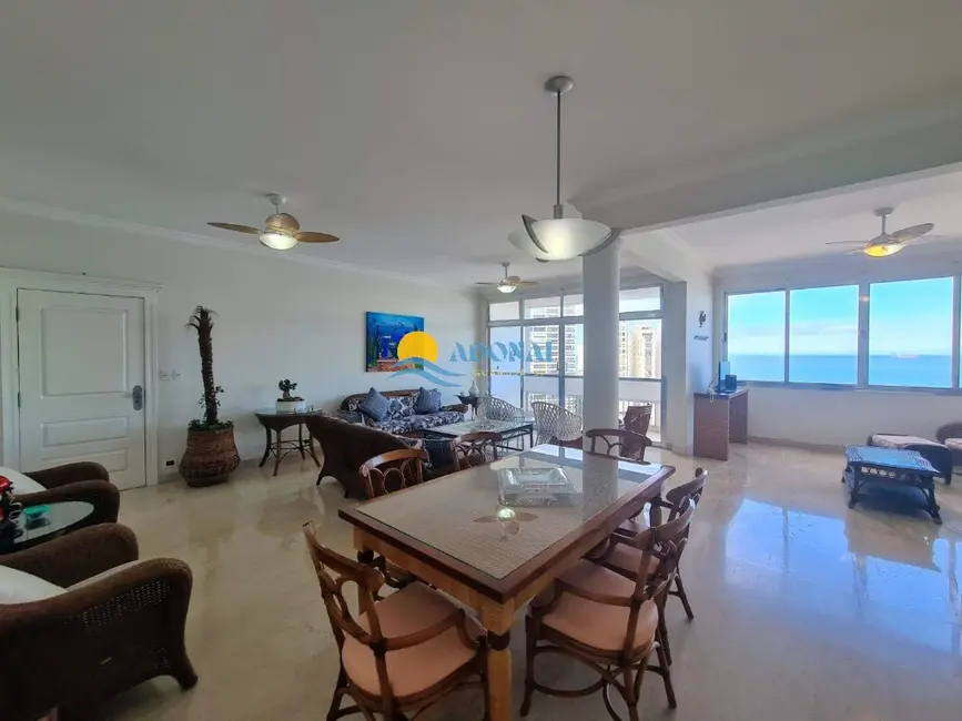 Foto 2 de Apartamento com 4 quartos à venda, 190m2 em Pitangueiras, Guaruja - SP