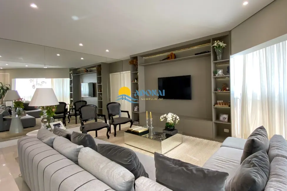 Foto 6 de Apartamento com 3 quartos à venda, 130m2 em Jardim Astúrias, Guaruja - SP