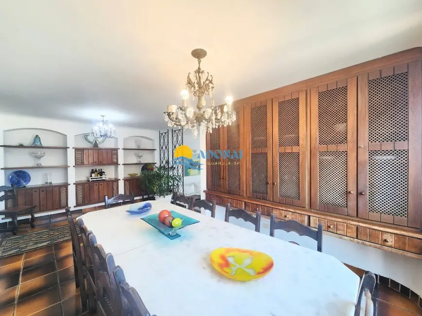 Apartamento com 4 quartos à venda, 178m2 em Pitangueiras, Guaruja - SP - imagem 3 Foto 3 de Apartamento com 4 quartos à venda, 178m2 em Pitangueiras, Guaruja - SP