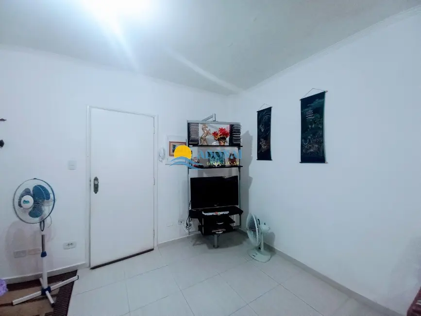 Apartamento com 1 quarto à venda, 60m2 em Vila Alzira, Guaruja - SP - imagem 8 Foto 8 de Apartamento com 1 quarto à venda, 60m2 em Vila Alzira, Guaruja - SP