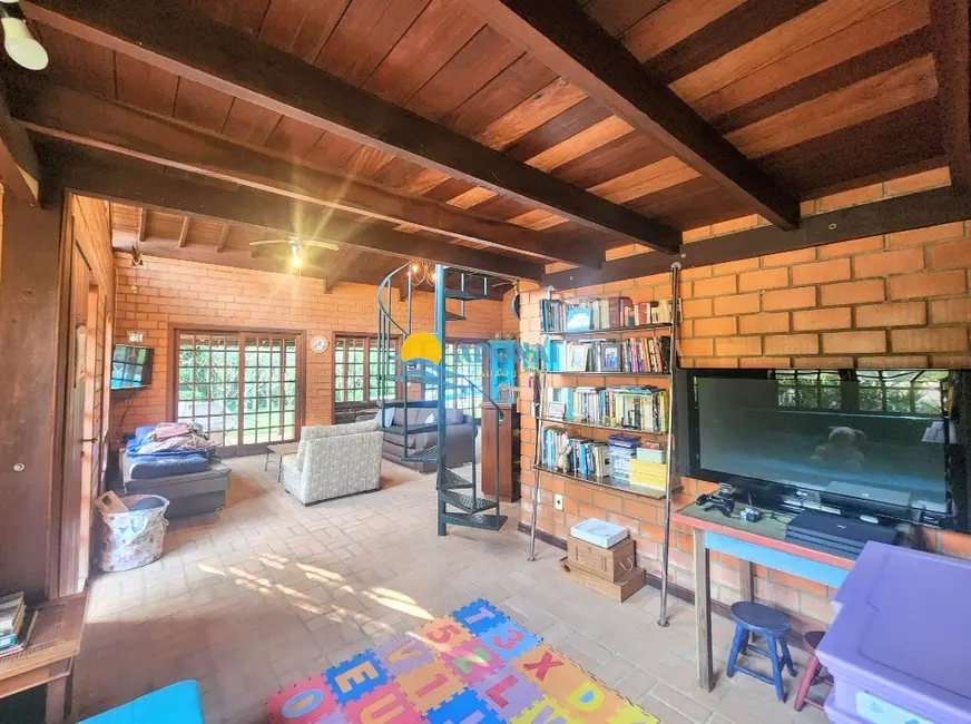 Foto 5 de Casa de Condomínio com 3 quartos à venda, 600m2 em Balneário Praia do Pernambuco, Guaruja - SP