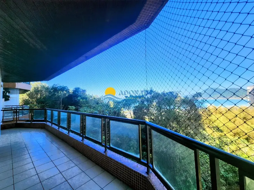 Foto 1 de Apartamento com 3 quartos à venda, 220m2 em Tombo, Guaruja - SP