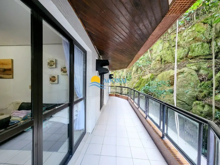 Foto 8 de Apartamento com 3 quartos à venda, 220m2 em Tombo, Guaruja - SP