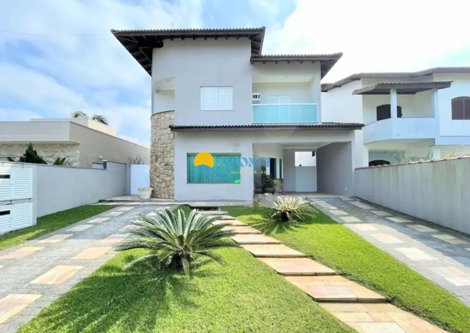 Casa de Condomínio com 4 quartos à venda, 360m2 em Balneário Praia do Pernambuco, Guaruja - SP - imagem 5 Foto 5 de Casa de Condomínio com 4 quartos à venda, 360m2 em Balneário Praia do Pernambuco, Guaruja - SP