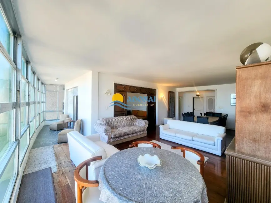 Apartamento com 3 quartos à venda, 215m2 em Pitangueiras, Guaruja - SP - imagem 9 Foto 9 de Apartamento com 3 quartos à venda, 215m2 em Pitangueiras, Guaruja - SP
