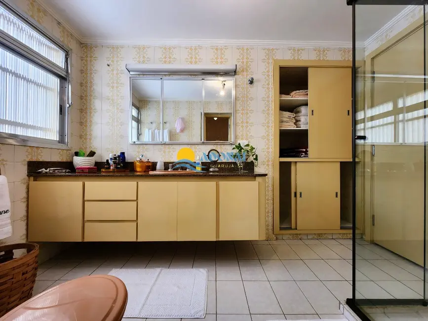Apartamento com 3 quartos à venda, 155m2 em Pitangueiras, Guaruja - SP - imagem 8 Foto 8 de Apartamento com 3 quartos à venda, 155m2 em Pitangueiras, Guaruja - SP