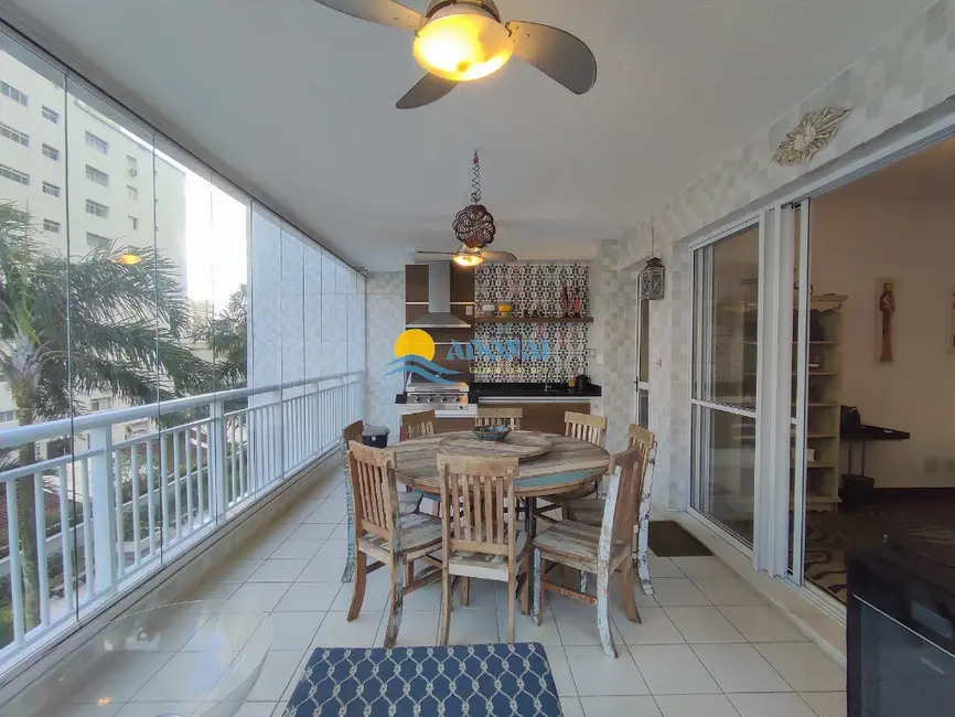 Foto 2 de Apartamento com 3 quartos à venda, 120m2 em Jardim Astúrias, Guaruja - SP