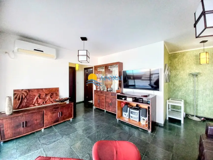 Foto 6 de Apartamento com 3 quartos à venda, 160m2 em Jardim Astúrias, Guaruja - SP