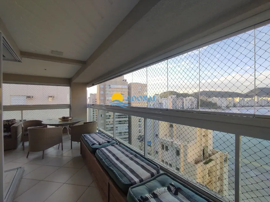 Foto 5 de Apartamento com 4 quartos à venda, 160m2 em Jardim Astúrias, Guaruja - SP