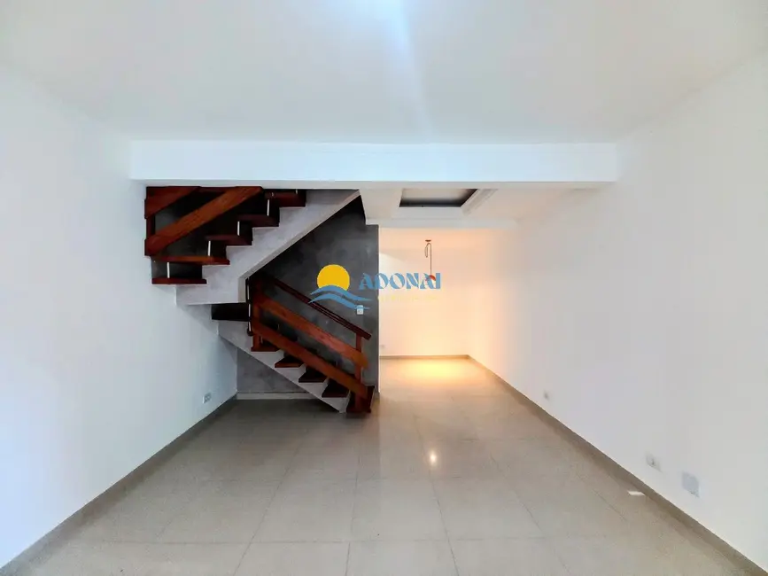 Foto 2 de Casa com 3 quartos à venda, 110m2 em Jardim Astúrias, Guaruja - SP