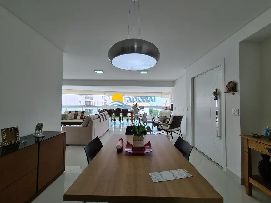 Apartamento com 3 quartos à venda, 153m2 em Enseada, Guaruja - SP - imagem 3 Foto 3 de Apartamento com 3 quartos à venda, 153m2 em Enseada, Guaruja - SP