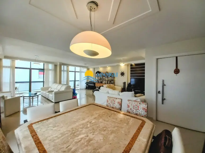 Foto 2 de Apartamento com 4 quartos à venda, 190m2 em Pitangueiras, Guaruja - SP