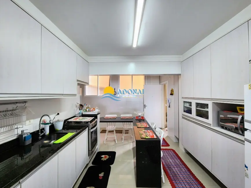 Apartamento com 4 quartos à venda, 200m2 em Pitangueiras, Guaruja - SP - imagem 9 Foto 9 de Apartamento com 4 quartos à venda, 200m2 em Pitangueiras, Guaruja - SP