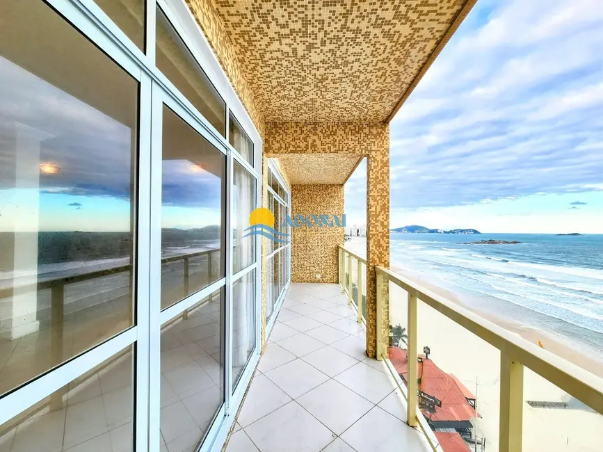 Foto 1 de Apartamento com 4 quartos à venda, 230m2 em Pitangueiras, Guaruja - SP