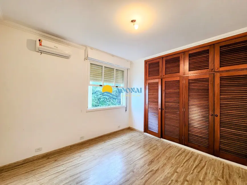 Apartamento com 4 quartos à venda, 230m2 em Pitangueiras, Guaruja - SP - imagem 7 Foto 7 de Apartamento com 4 quartos à venda, 230m2 em Pitangueiras, Guaruja - SP