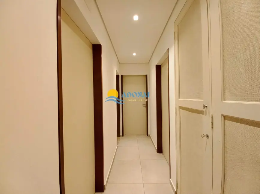 Apartamento com 3 quartos à venda, 135m2 em Pitangueiras, Guaruja - SP - imagem 9 Foto 9 de Apartamento com 3 quartos à venda, 135m2 em Pitangueiras, Guaruja - SP