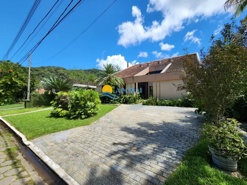 Casa de Condomínio com 5 quartos à venda, 350m2 em Enseada, Guaruja - SP - imagem 3 Foto 3 de Casa de Condomínio com 5 quartos à venda, 350m2 em Enseada, Guaruja - SP