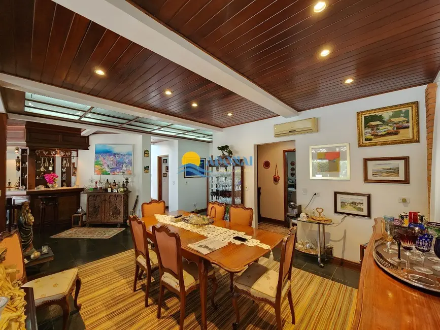 Casa de Condomínio com 5 quartos à venda, 345m2 em Enseada, Guaruja - SP - imagem 6 Foto 6 de Casa de Condomínio com 5 quartos à venda, 345m2 em Enseada, Guaruja - SP