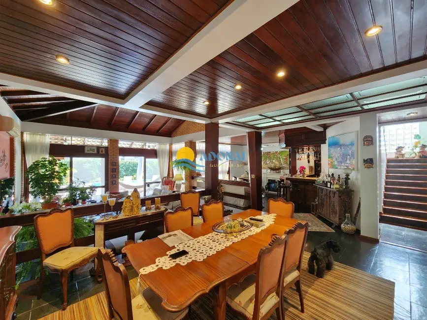 Casa de Condomínio com 5 quartos à venda, 345m2 em Enseada, Guaruja - SP - imagem 4 Foto 4 de Casa de Condomínio com 5 quartos à venda, 345m2 em Enseada, Guaruja - SP