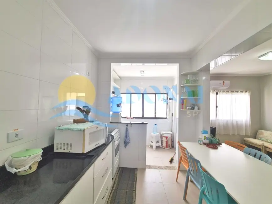 Foto 9 de Apartamento com 2 quartos à venda, 70m2 em Jardim Las Palmas, Guaruja - SP