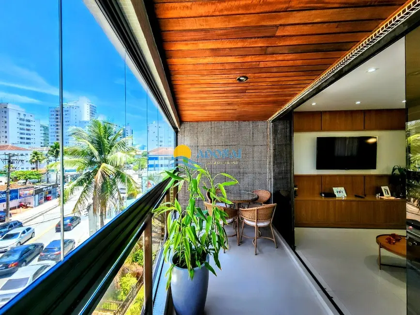 Foto 1 de Apartamento com 3 quartos à venda, 120m2 em Jardim Astúrias, Guaruja - SP