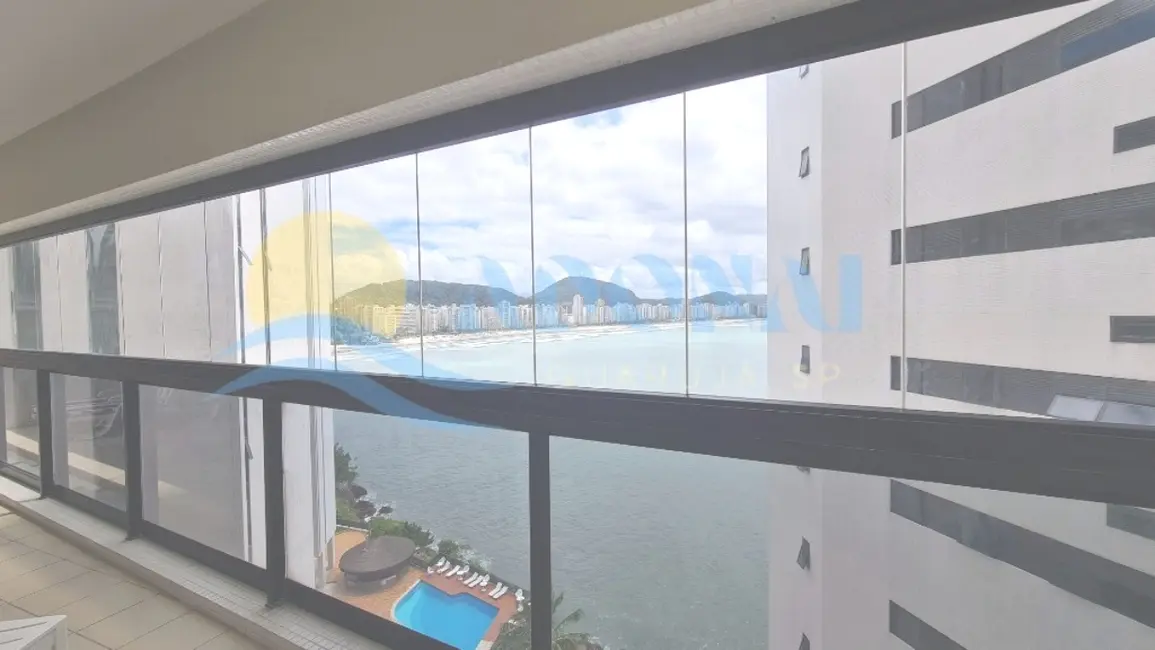 Foto 9 de Apartamento com 3 quartos à venda, 160m2 em Jardim Astúrias, Guaruja - SP