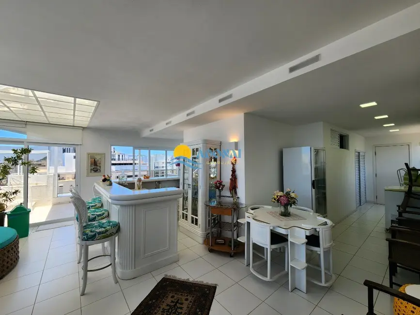 Apartamento com 6 quartos à venda, 450m2 em Jardim Astúrias, Guaruja - SP - imagem 7 Foto 7 de Apartamento com 6 quartos à venda, 450m2 em Jardim Astúrias, Guaruja - SP