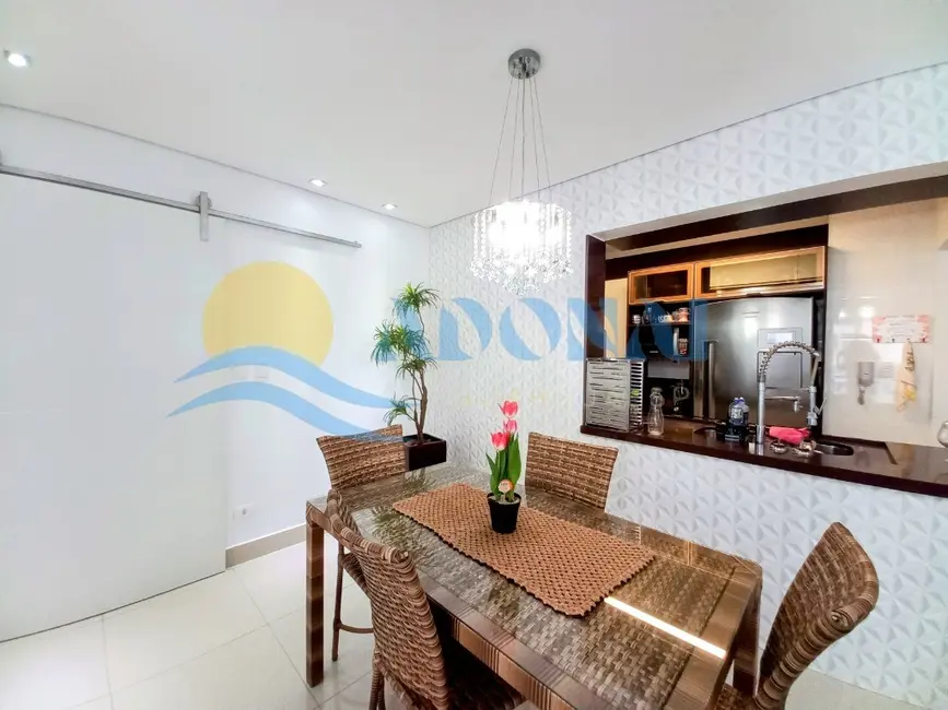 Foto 9 de Apartamento com 3 quartos à venda, 98m2 em Jardim Astúrias, Guaruja - SP