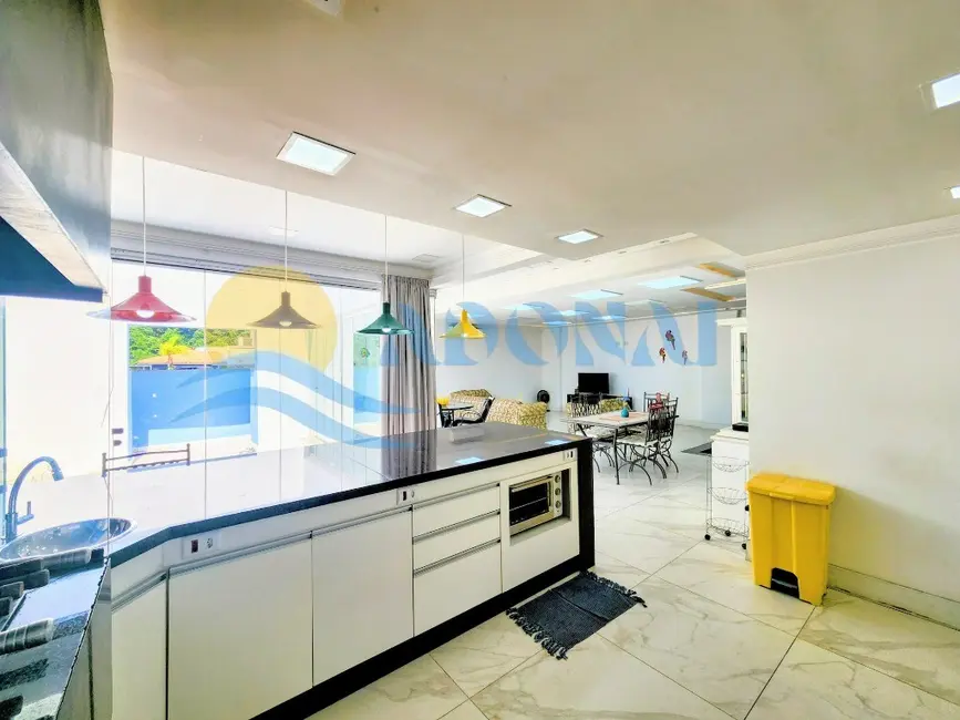 Apartamento com 3 quartos à venda, 290m2 em Pitangueiras, Guaruja - SP - imagem 8 Foto 8 de Apartamento com 3 quartos à venda, 290m2 em Pitangueiras, Guaruja - SP