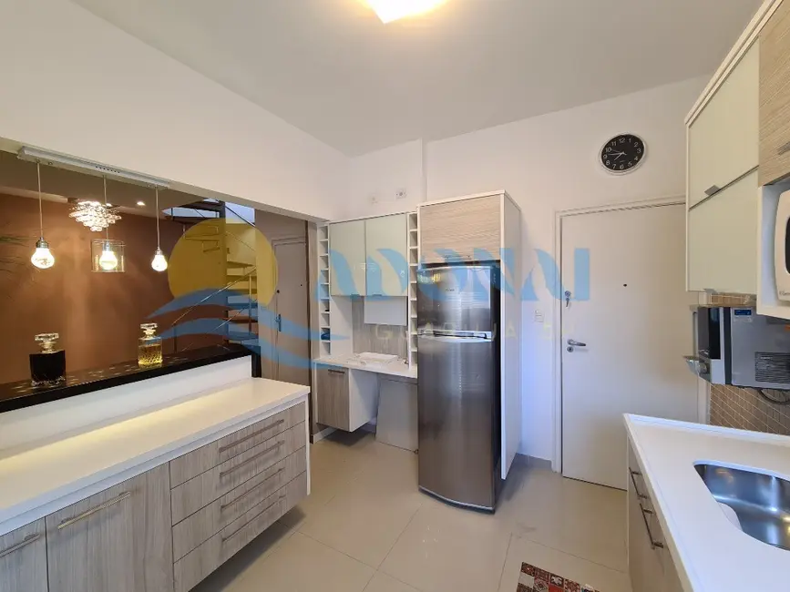 Foto 8 de Apartamento com 3 quartos à venda, 210m2 em Pitangueiras, Guaruja - SP