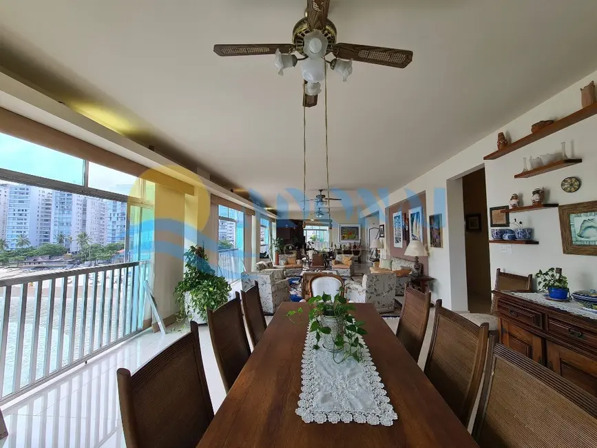 Apartamento com 7 quartos à venda, 500m2 em Pitangueiras, Guaruja - SP - imagem 3 Foto 3 de Apartamento com 7 quartos à venda, 500m2 em Pitangueiras, Guaruja - SP