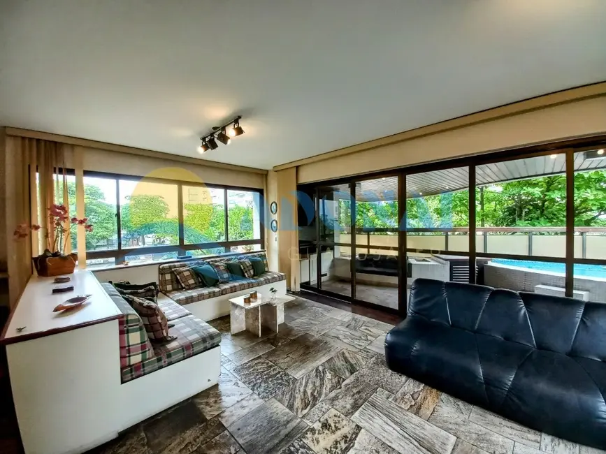 Foto 4 de Apartamento com 3 quartos à venda, 166m2 em Pitangueiras, Guaruja - SP