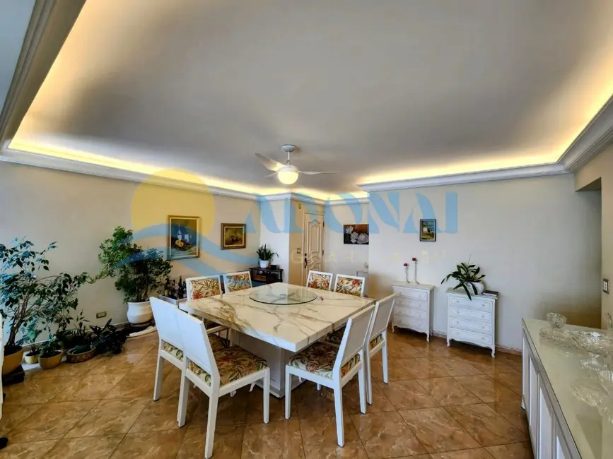 Apartamento com 3 quartos à venda, 160m2 em Pitangueiras, Guaruja - SP - imagem 4 Foto 4 de Apartamento com 3 quartos à venda, 160m2 em Pitangueiras, Guaruja - SP