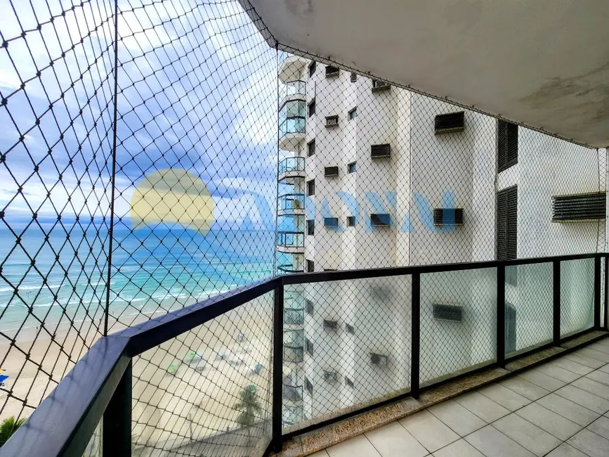 Apartamento com 4 quartos à venda, 225m2 em Pitangueiras, Guaruja - SP - imagem 3 Foto 3 de Apartamento com 4 quartos à venda, 225m2 em Pitangueiras, Guaruja - SP