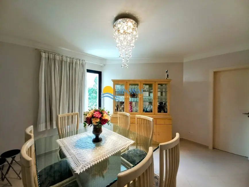 Apartamento com 4 quartos à venda, 150m2 em Pitangueiras, Guaruja - SP - imagem 7 Foto 7 de Apartamento com 4 quartos à venda, 150m2 em Pitangueiras, Guaruja - SP