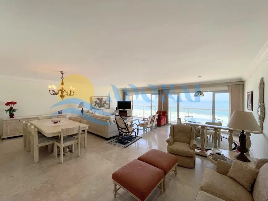 Foto 4 de Apartamento com 4 quartos à venda, 280m2 em Pitangueiras, Guaruja - SP