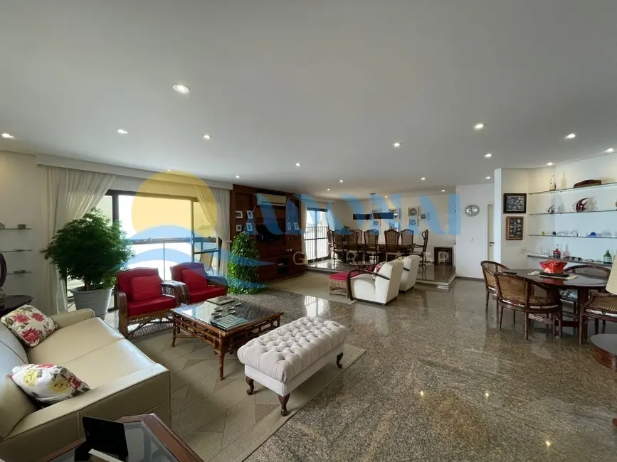 Apartamento com 4 quartos à venda, 225m2 em Pitangueiras, Guaruja - SP - imagem 7 Foto 7 de Apartamento com 4 quartos à venda, 225m2 em Pitangueiras, Guaruja - SP