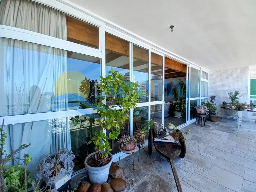 Foto 4 de Apartamento com 4 quartos à venda, 315m2 em Pitangueiras, Guaruja - SP