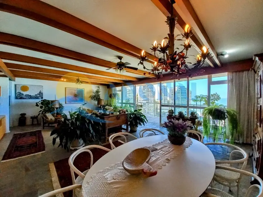 Foto 5 de Apartamento com 4 quartos à venda, 315m2 em Pitangueiras, Guaruja - SP