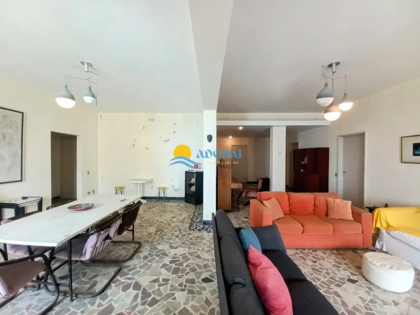 Apartamento com 4 quartos à venda, 240m2 em Pitangueiras, Guaruja - SP - imagem 8 Foto 8 de Apartamento com 4 quartos à venda, 240m2 em Pitangueiras, Guaruja - SP