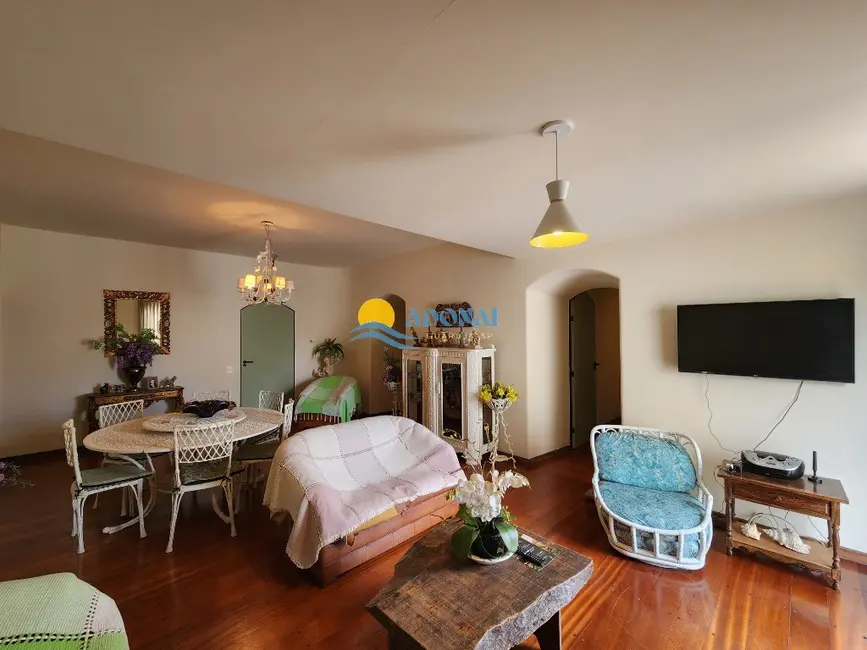 Apartamento com 3 quartos à venda, 240m2 em Pitangueiras, Guaruja - SP - imagem 5 Foto 5 de Apartamento com 3 quartos à venda, 240m2 em Pitangueiras, Guaruja - SP