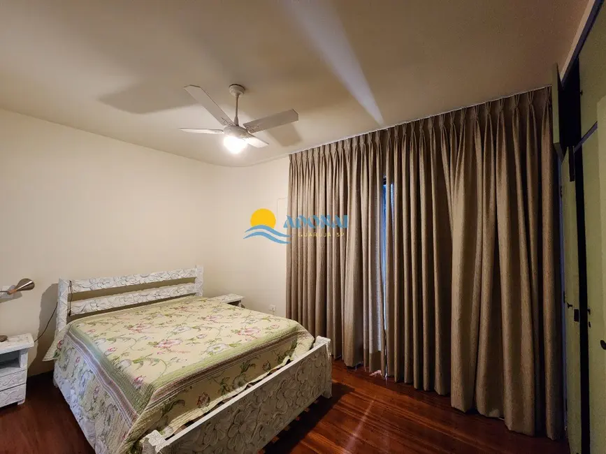 Apartamento com 3 quartos à venda, 240m2 em Pitangueiras, Guaruja - SP - imagem 7 Foto 7 de Apartamento com 3 quartos à venda, 240m2 em Pitangueiras, Guaruja - SP