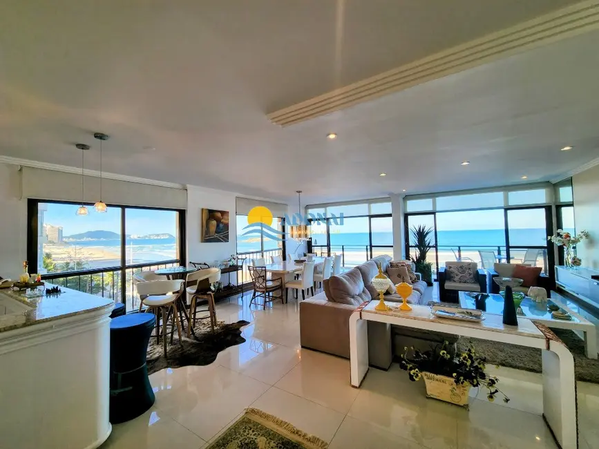 Foto 6 de Apartamento com 4 quartos à venda, 190m2 em Pitangueiras, Guaruja - SP