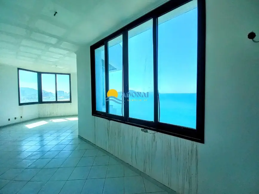 Foto 8 de Apartamento com 4 quartos à venda, 232m2 em Pitangueiras, Guaruja - SP